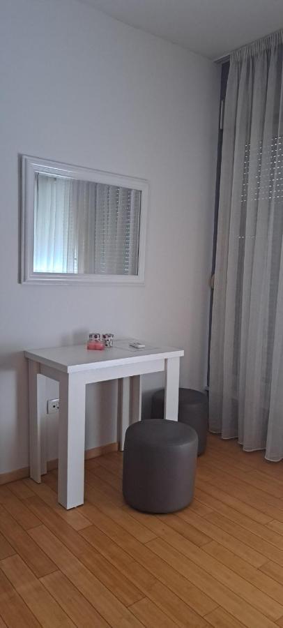 Ina Apartments Mostar Oda fotoğraf